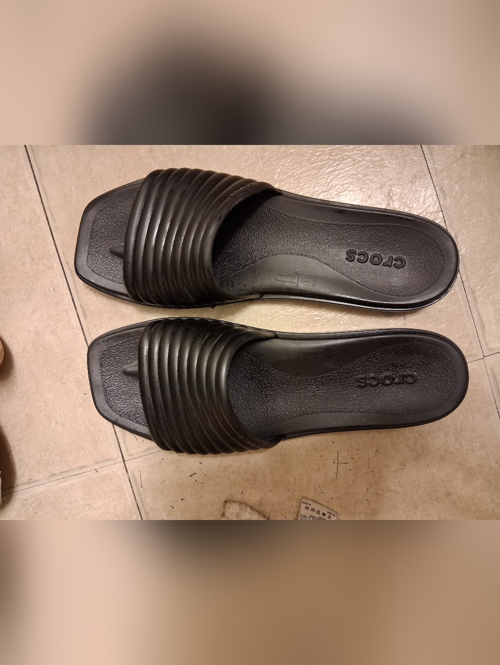 Womens Black Crocs Slide Sandals - Ribbed Strap Size W 11